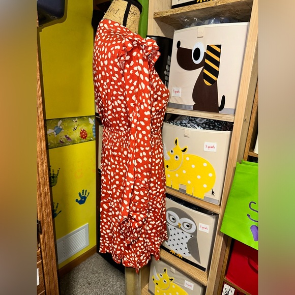 ♥️🎈NWT RED WHITE POLKADOT DRESS - Picture 8 of 15